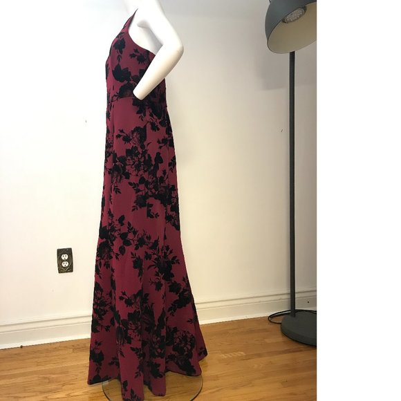 NWT Le Chateau PLUS SIZE Flocked Wine Burgundy Red Maxi Gala Dress Gown Wedding - Picture 2 of 8